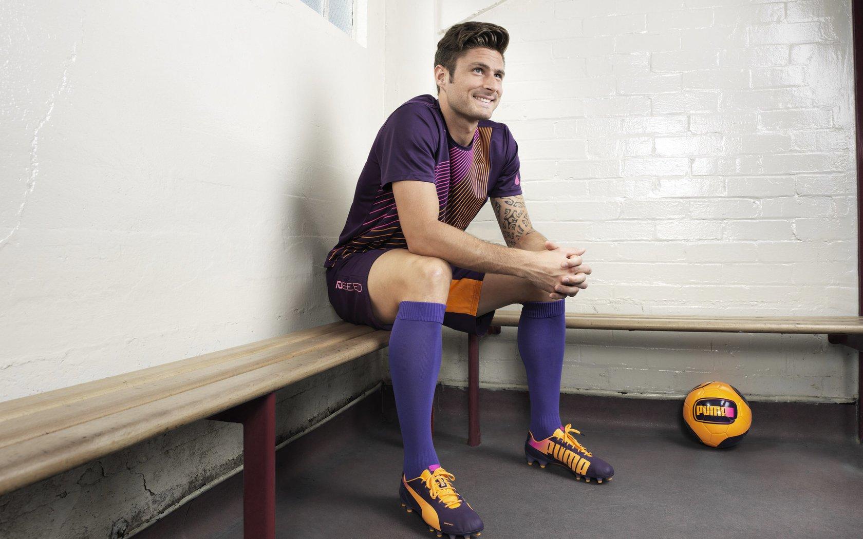 乔-科尔犀利点评曼联阵容短板，直言争四无望，第七已是现实目标