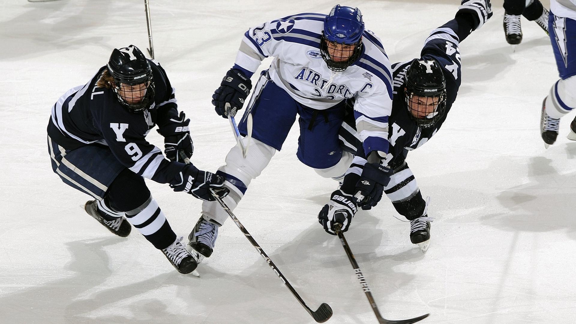 曼城功勋告别英超，京多安远赴伊斯坦布尔开启新征程